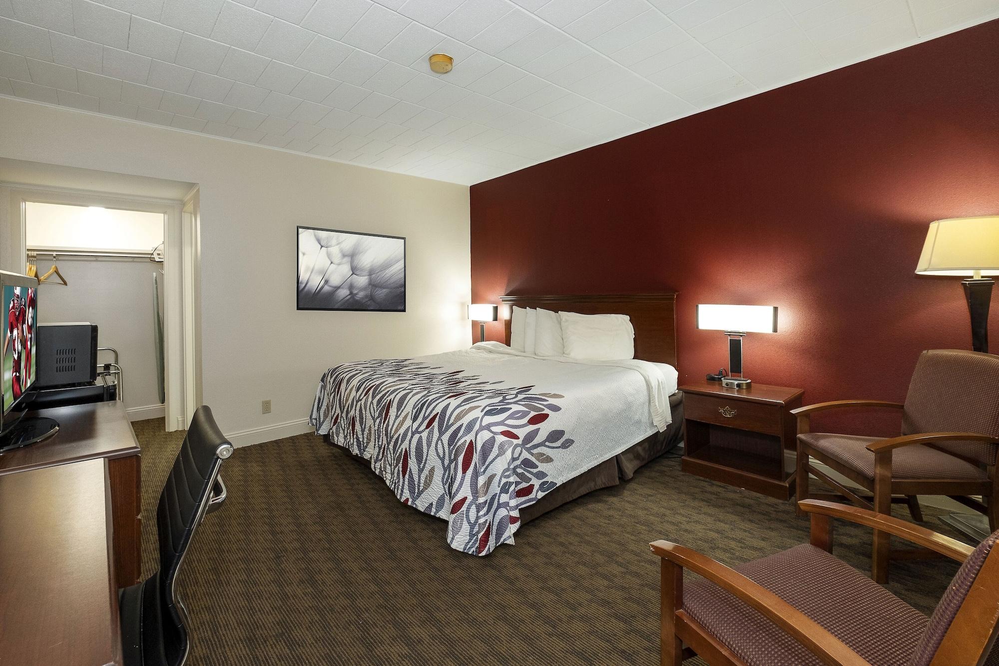Red Roof Inn & Suites הייזלטון מראה חיצוני תמונה