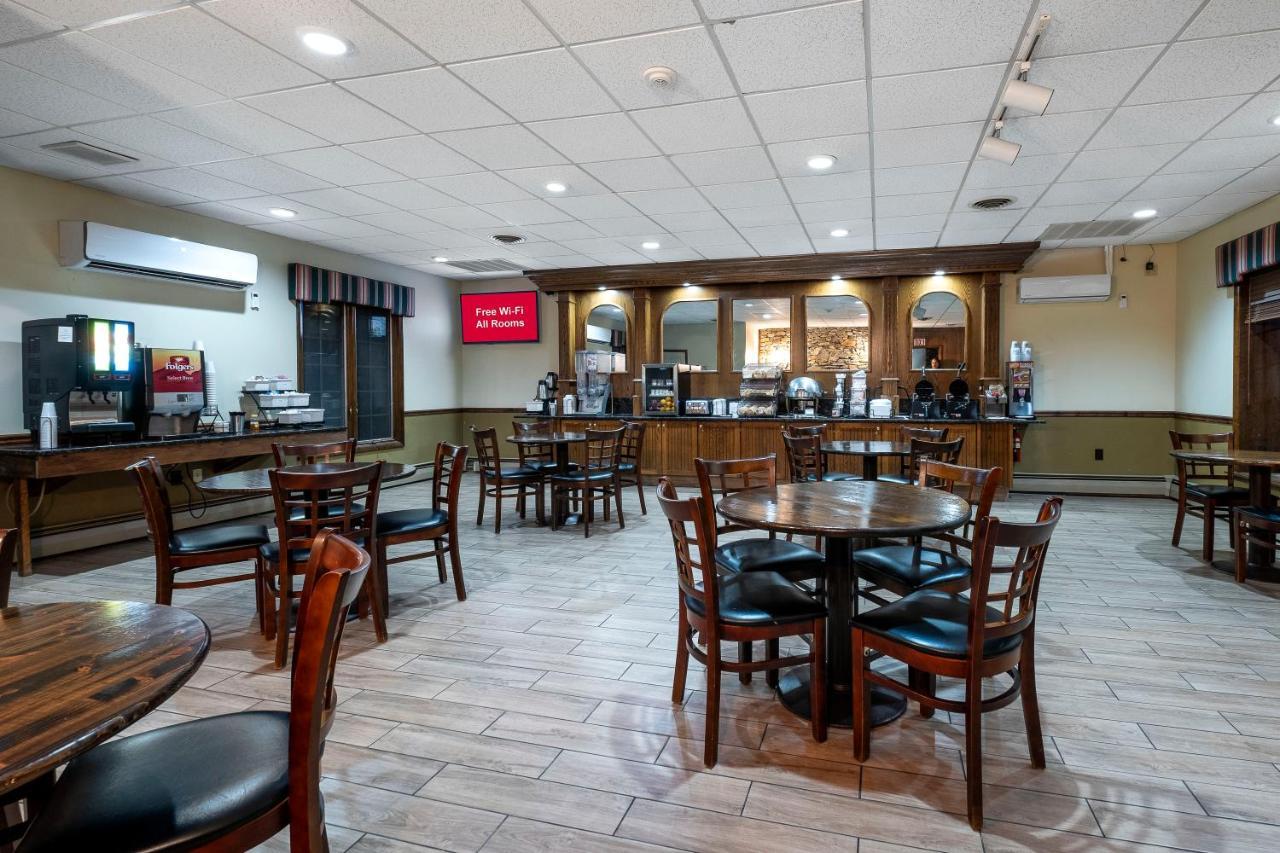 Red Roof Inn & Suites הייזלטון מראה חיצוני תמונה