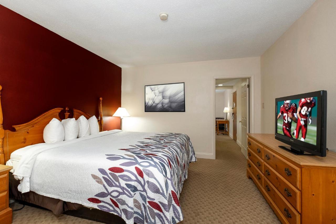Red Roof Inn & Suites הייזלטון מראה חיצוני תמונה