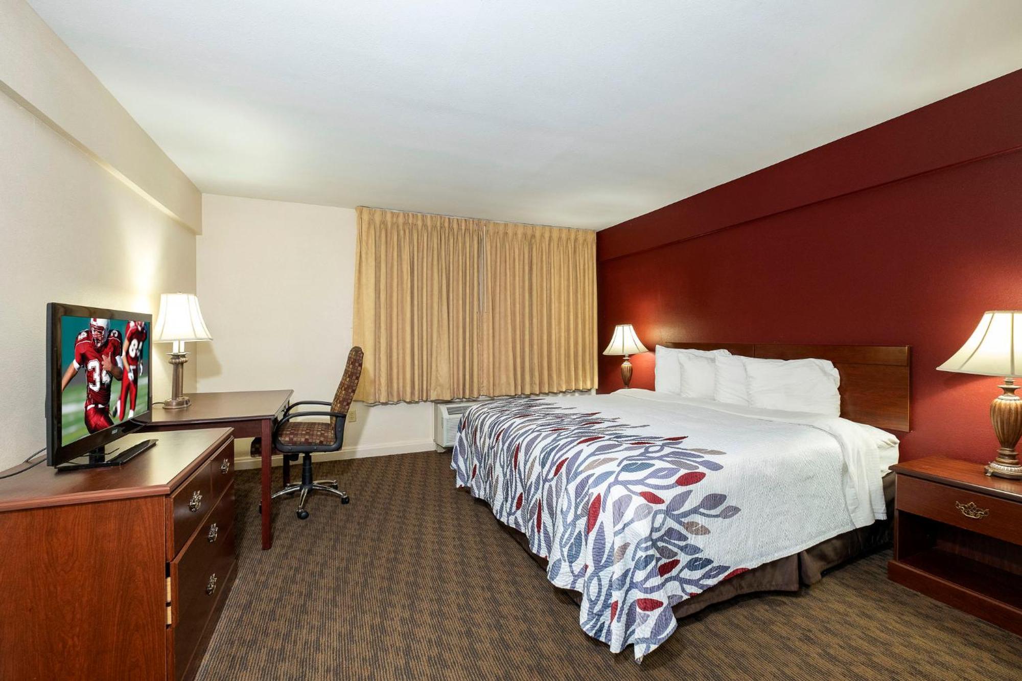 Red Roof Inn & Suites הייזלטון מראה חיצוני תמונה