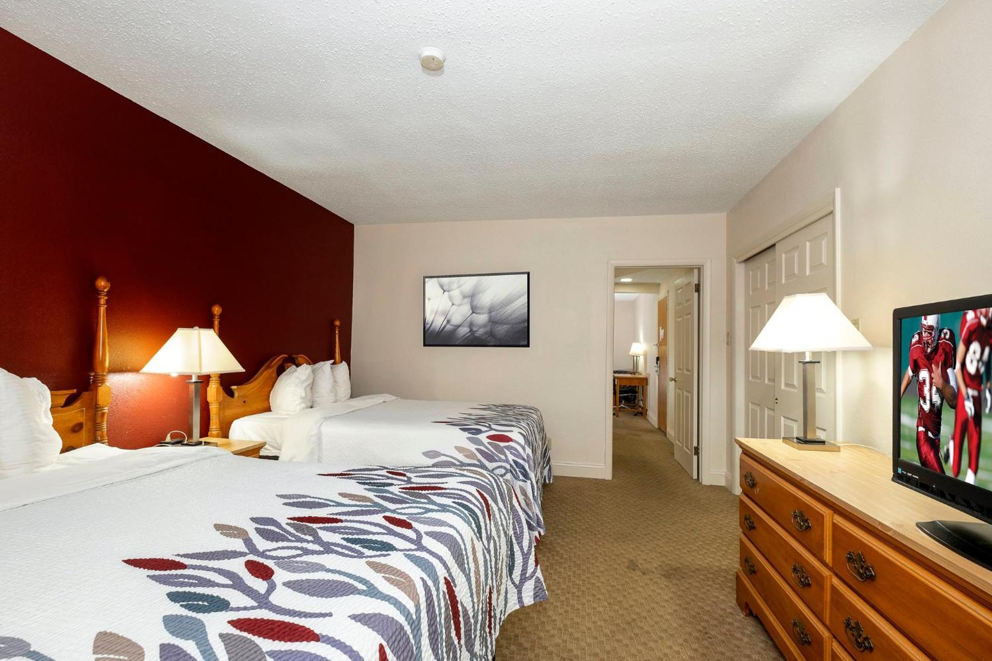 Red Roof Inn & Suites הייזלטון מראה חיצוני תמונה