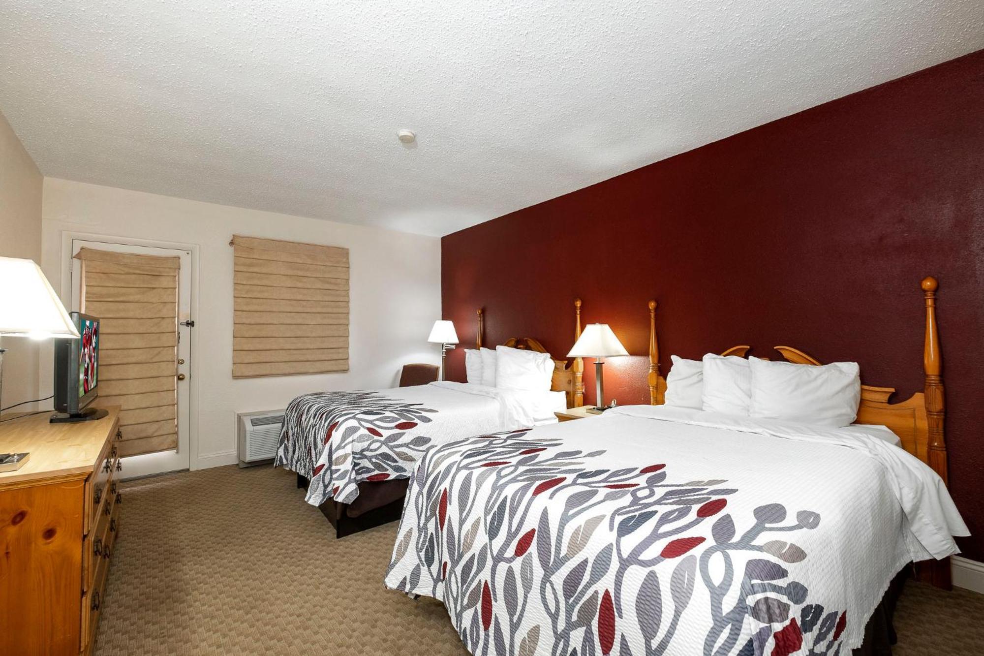 Red Roof Inn & Suites הייזלטון מראה חיצוני תמונה